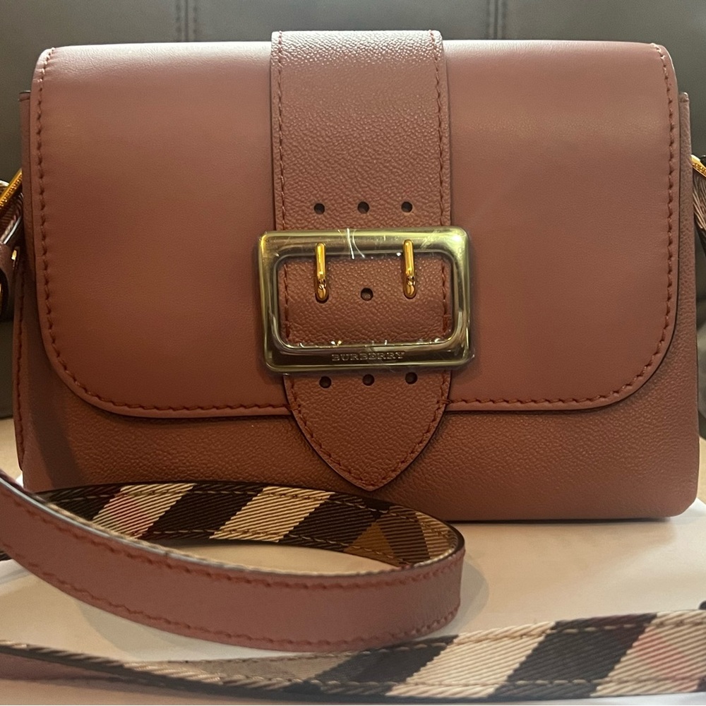 Burberry buckle crossbows bag - Dusty Pink Color - Picture 2 of 4